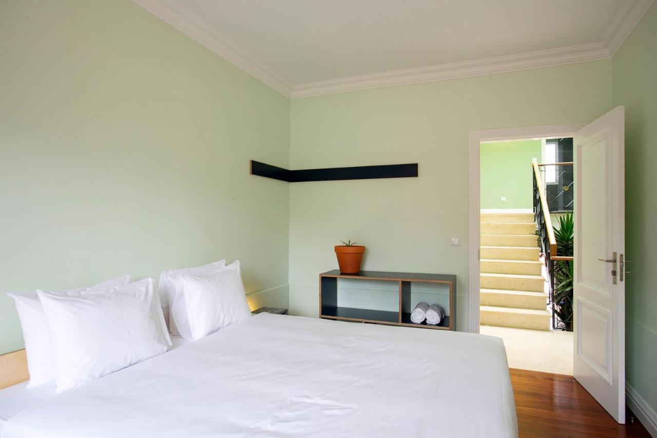 Salt Lips Surf & Coworking Azores Hostel